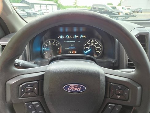 Used 2019 Ford F150 XLT w/ XTR Package image 38