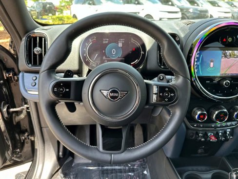 Used 2024 MINI Cooper Countryman S w/ Signature Upholstery Package image 27