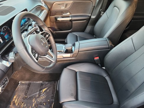 Used 2020 Mercedes-Benz GLB 250 image 13