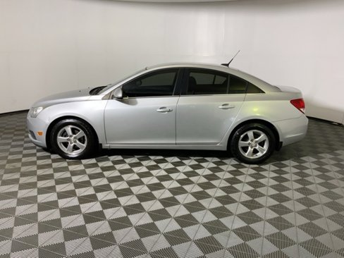 Used 2014 Chevrolet Cruze LT image 13