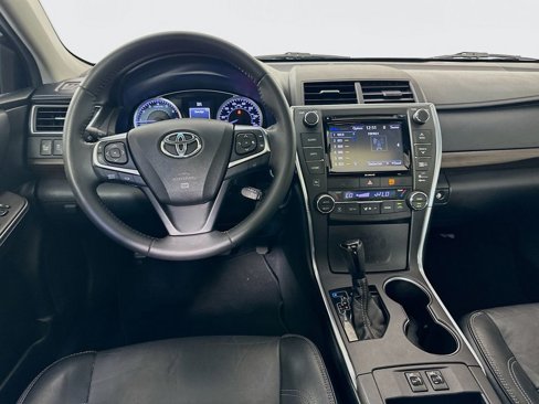 Used 2017 Toyota Camry XLE image 22