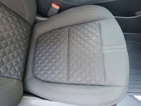 Used 2019 Chevrolet Blazer LT image 35