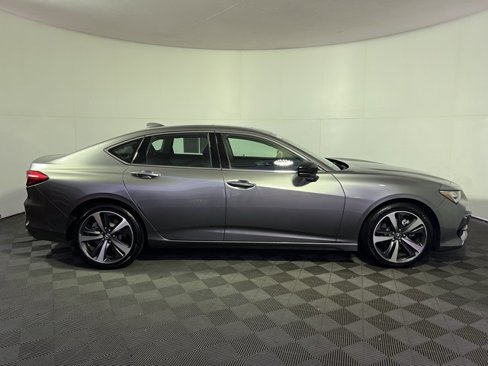 Used 2025 Acura TLX w/ Technology Package image 9