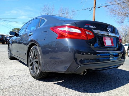 Used 2016 Nissan Altima 2.5 SV image 9