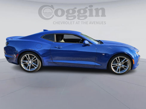 Used 2019 Chevrolet Camaro LT w/ RS Package image 7