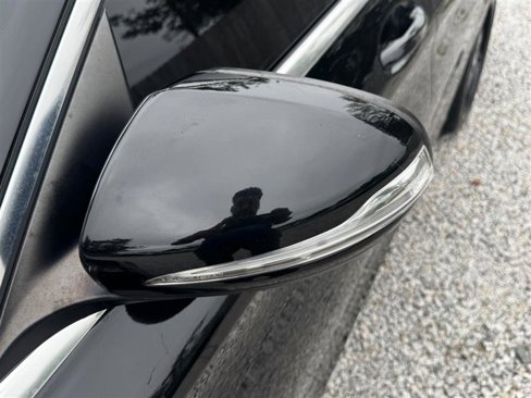 Used 2015 Mercedes-Benz C 300 Sedan image 14