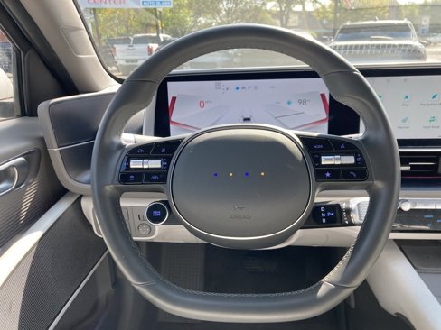Used 2024 Hyundai Ioniq 6 SEL image 12