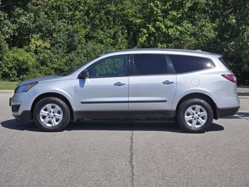 Used 2017 Chevrolet Traverse LS image 19