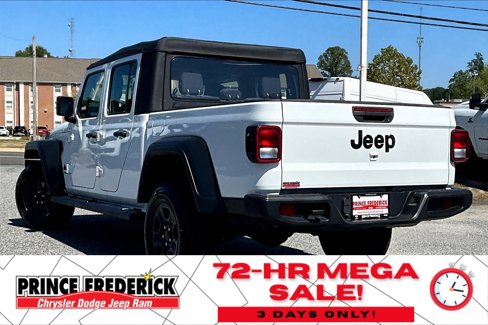 Used 2022 Jeep Gladiator Sport image 9
