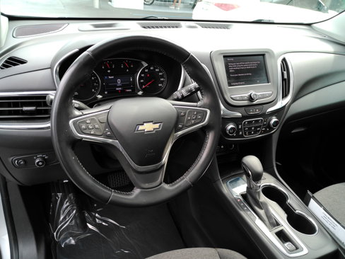 Used 2022 Chevrolet Equinox LT image 11