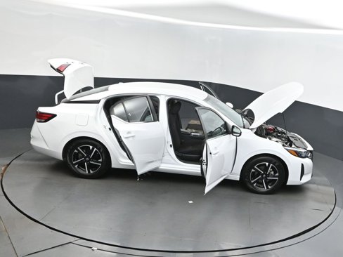 Used 2024 Nissan Sentra SV image 50