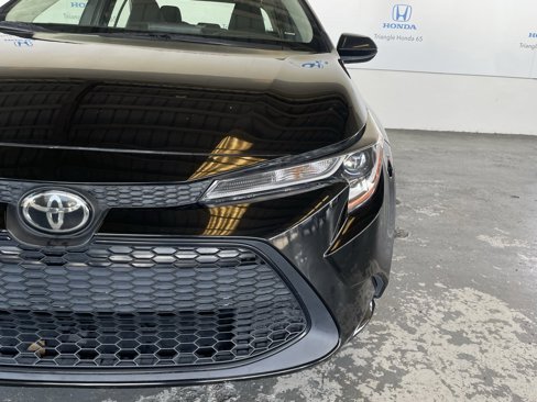 Used 2022 Toyota Corolla L image 15