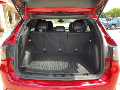 Used 2022 Jeep Compass Limited w/ (RED) Package image 14