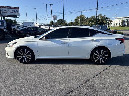 Used 2019 Nissan Altima 2.5 SR w/ SR Premium Package image 4