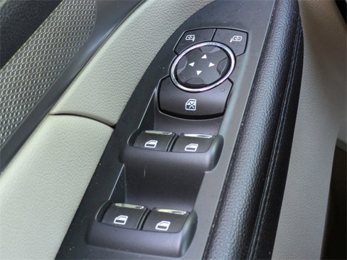 Used 2018 Ford Explorer XLT w/ Equipment Group 201A image 26