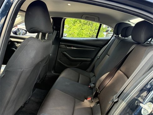 Used 2022 MAZDA MAZDA3 s image 22