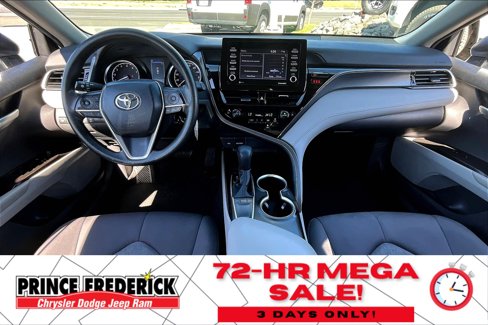 Used 2024 Toyota Camry LE image 12