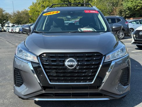 Certified 2024 Nissan Kicks SV w/ Interior Electronics Package image 2