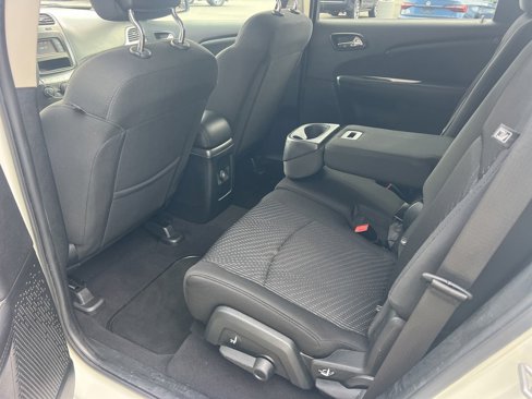 Used 2018 Dodge Journey SE w/ Blacktop Package image 24