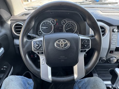 Used 2017 Toyota Tundra SR5 image 14