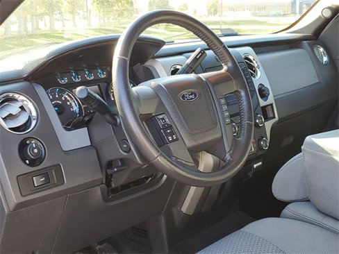 Used 2013 Ford F150 XLT w/ XTR Pkg image 7