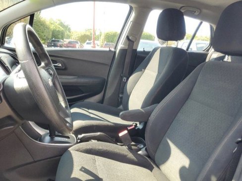 Used 2017 Chevrolet Trax LS image 11