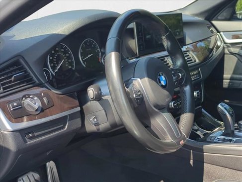 Used 2016 BMW 535i Sedan image 9