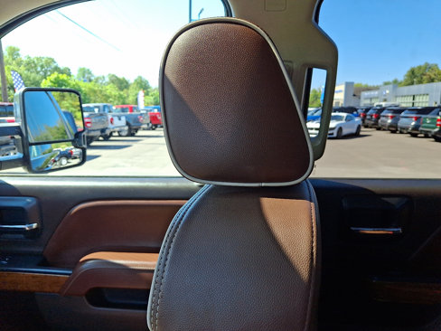 Used 2016 Chevrolet Silverado 2500 High Country w/ High Country Premium Package image 18