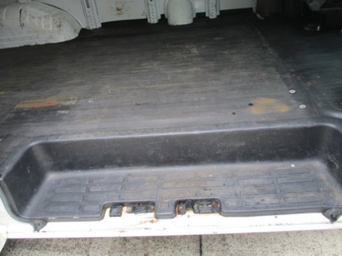 Used 2014 Chevrolet Express 2500 image 28