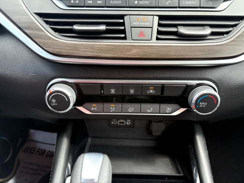 Used 2023 Nissan Altima 2.5 SV image 16