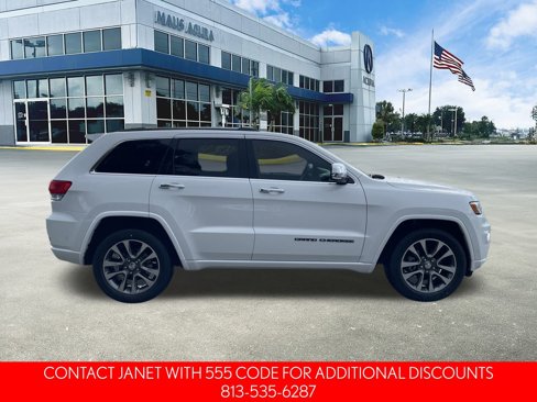 Used 2018 Jeep Grand Cherokee Overland image 3