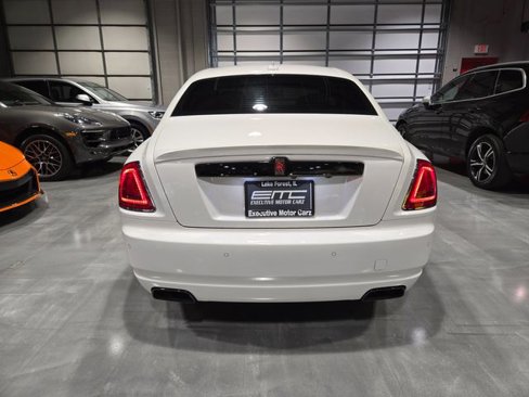 Used 2017 Rolls-Royce Ghost Black Badge image 6