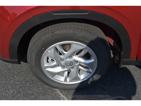 New 2025 Hyundai Venue SE image 8