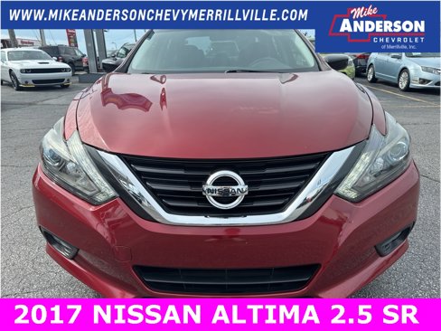 Used 2017 Nissan Altima 2.5 SR w/ Midnight Edition Package image 9