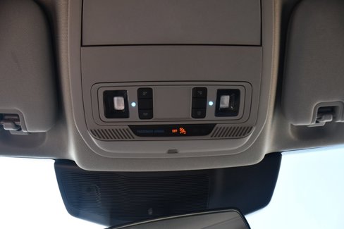 Used 2022 Ford Explorer XLT w/ Equipment Group 202A image 29