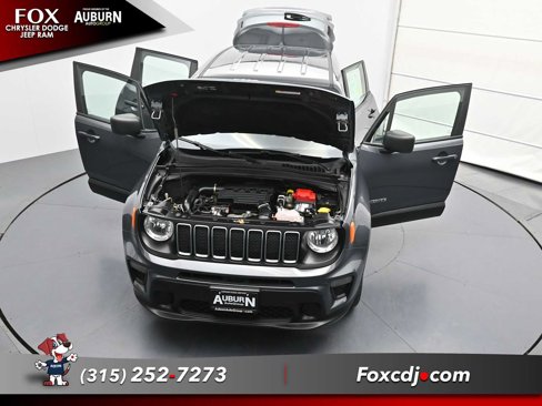 Used 2022 Jeep Renegade Sport image 30