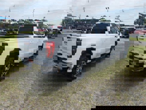 Used 2020 GMC Sierra 1500 SLE w/ SLE Value Package image 22