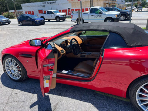 Used 2006 Aston Martin DB9 Volante image 9