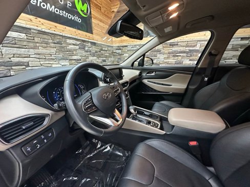 Used 2020 Hyundai Santa Fe SEL w/ Convenience Package image 10