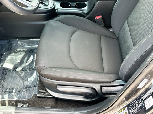 Used 2024 Kia Forte LXS image 18
