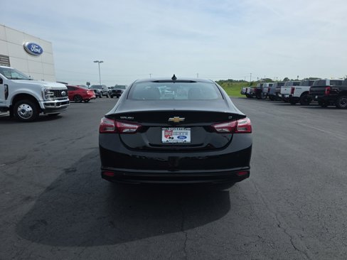 Used 2021 Chevrolet Malibu LT image 4