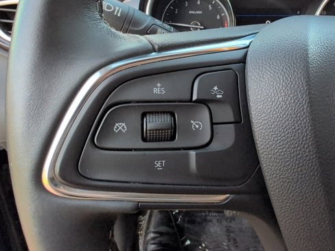 Used 2022 Buick Encore GX Select w/ Safety Package II image 17