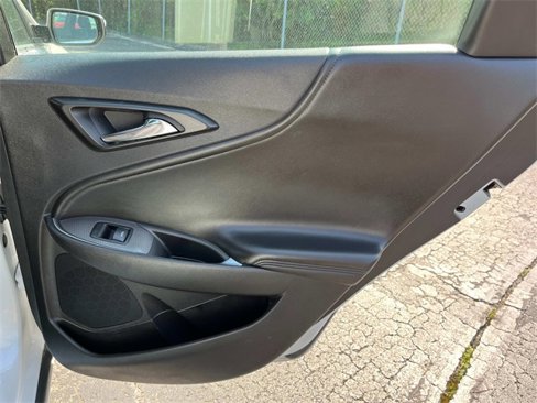 Used 2018 Chevrolet Malibu LT w/ Leather Package image 19