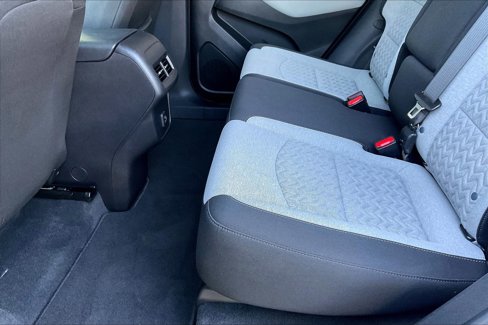 Used 2023 Chevrolet Equinox LT w/ Driver Convenience Package image 17