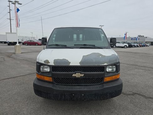 Used 2011 Chevrolet Express 2500 image 9