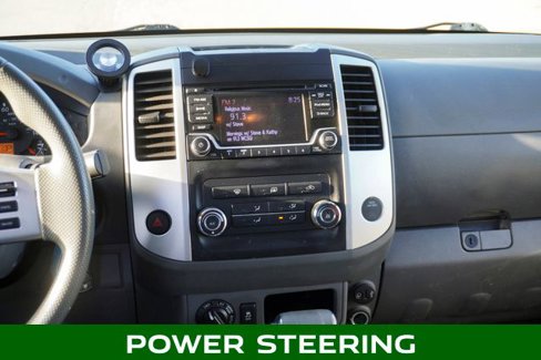 Used 2017 Nissan Frontier SV image 10