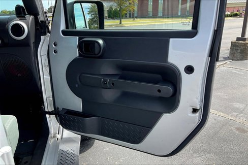 Used 2008 Jeep Wrangler Unlimited Sahara w/ Trailer Tow Group image 22