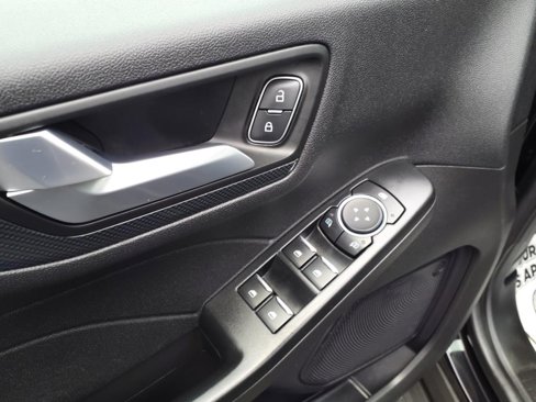 Used 2024 Ford Escape ST-Line image 11
