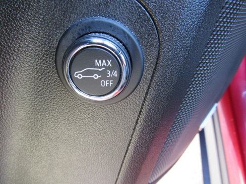 Used 2021 GMC Acadia AT4 w/ Technology Package image 11