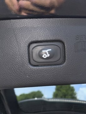 Used 2024 Ford Edge SEL w/ Convenience Package image 7